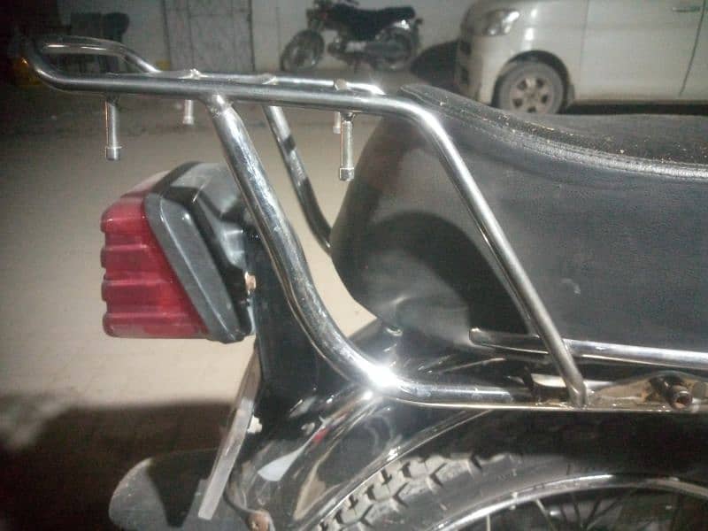 Honda 125 genuine condition 6