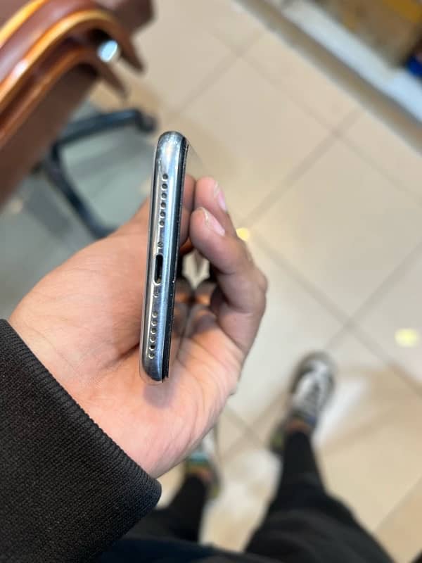 iPhone X 256GB All sim working 6