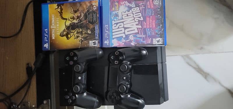 PS4 Fat Jailbreak with 2 controlers with two DVD exchange possible 4