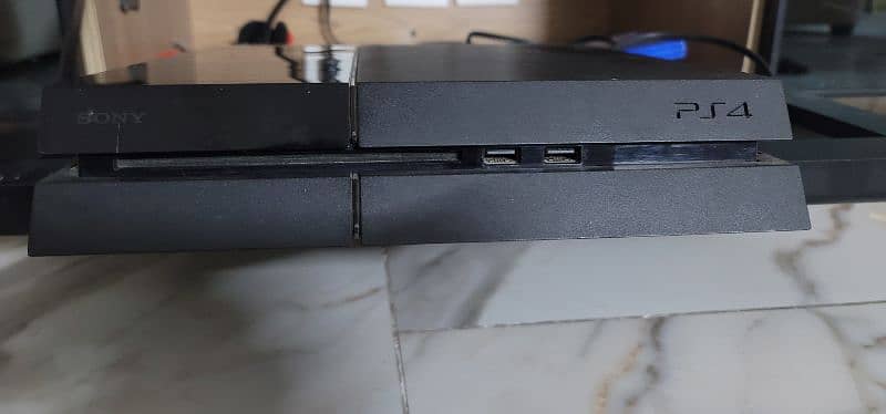 PS4 Fat Jailbreak with 2 controlers with two DVD exchange possible 5