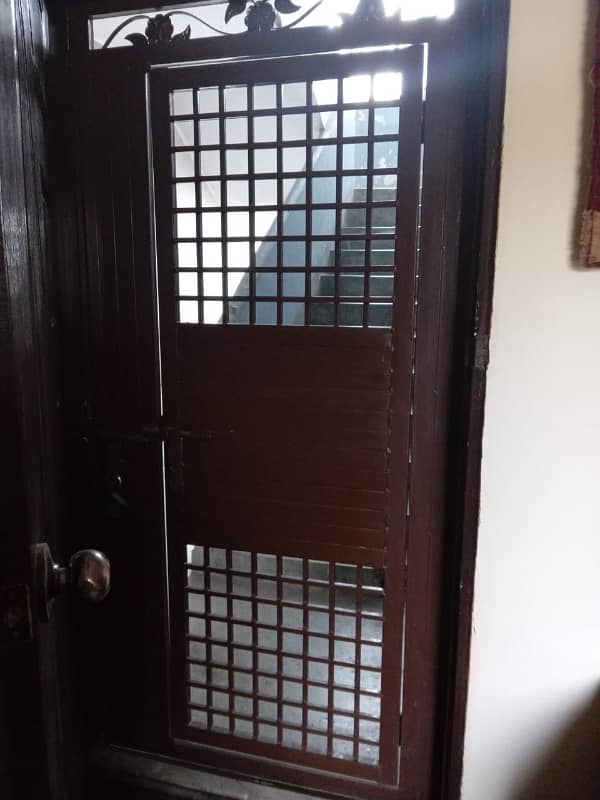 Well Maintained Apartment For Sale In Noman View at Abul Hassan isphani Road 35