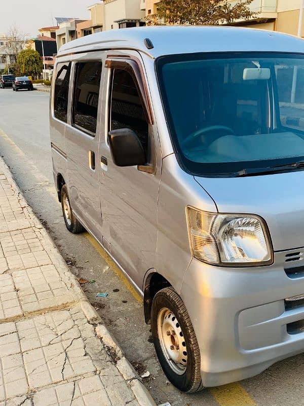 Daihatsu Hijet 2010 2