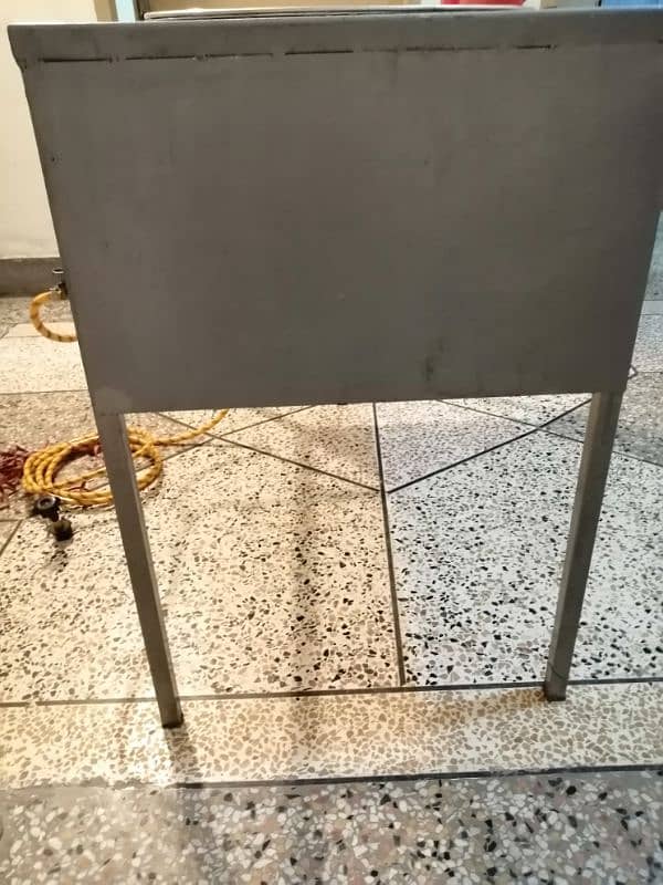 Frying counter for sale 13