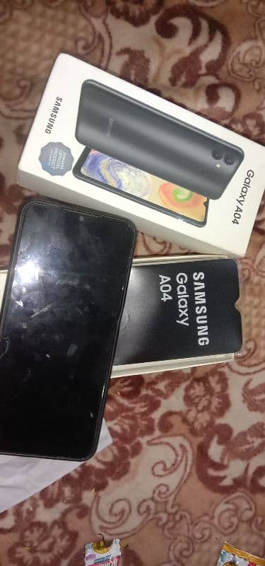 Samsung Galaxy A04 like new 4/64 03094749058 1