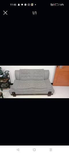 Sofa for sale in very excellent condition urgent sale