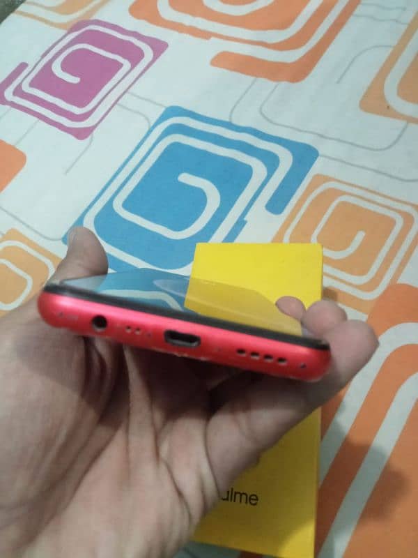 Realme C12 6