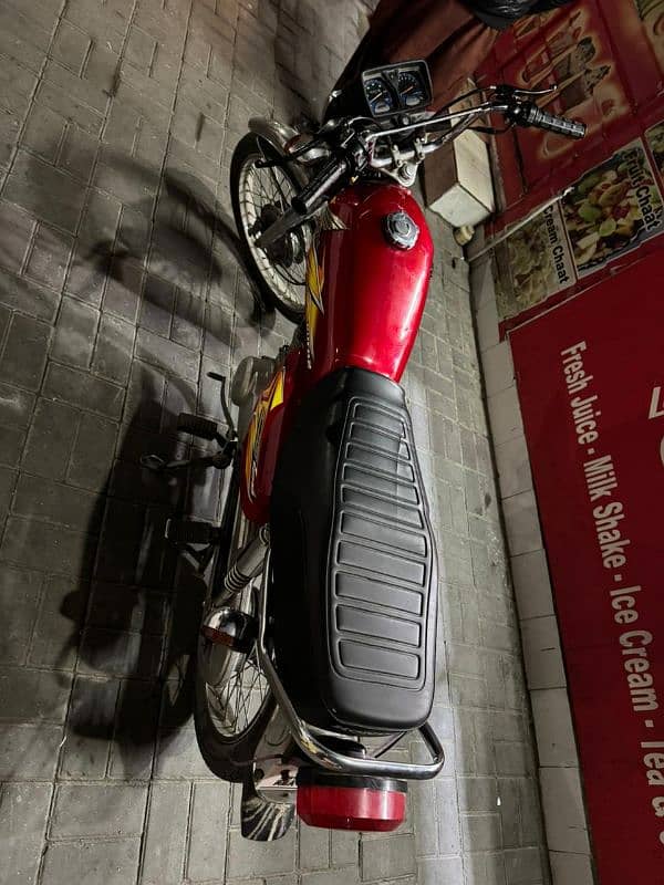 Honda 125 2021 model lush condition urgent sale 0/3/4/7/4/3/5/6/8/4/0/ 3