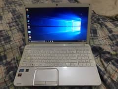 Toshiba core i3 3rdgen 4gb ram 500gb HD