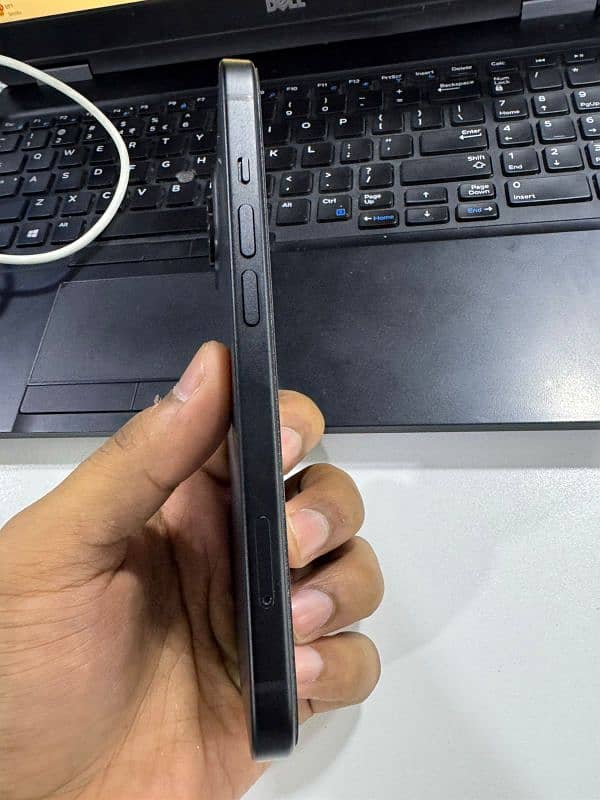 Iphone 15 Black 0