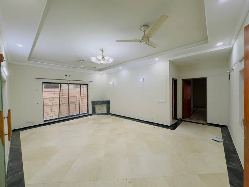 1 Kanal Lower Portion For Rent Available In Valencia Housing Society Lahore 6