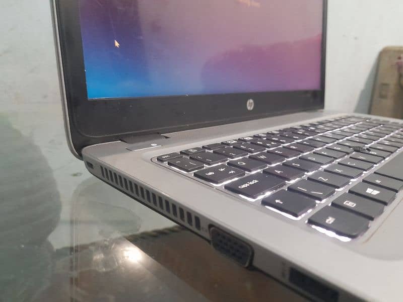 HP Elitebook G3 840 i5 6th gen 8gb ram, 256 gb ssd 1