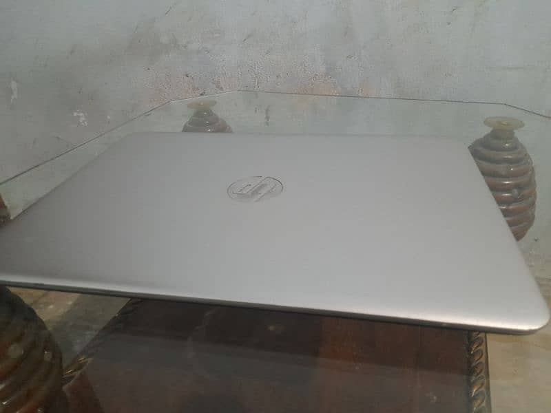 HP Elitebook G3 840 i5 6th gen 8gb ram, 256 gb ssd 7