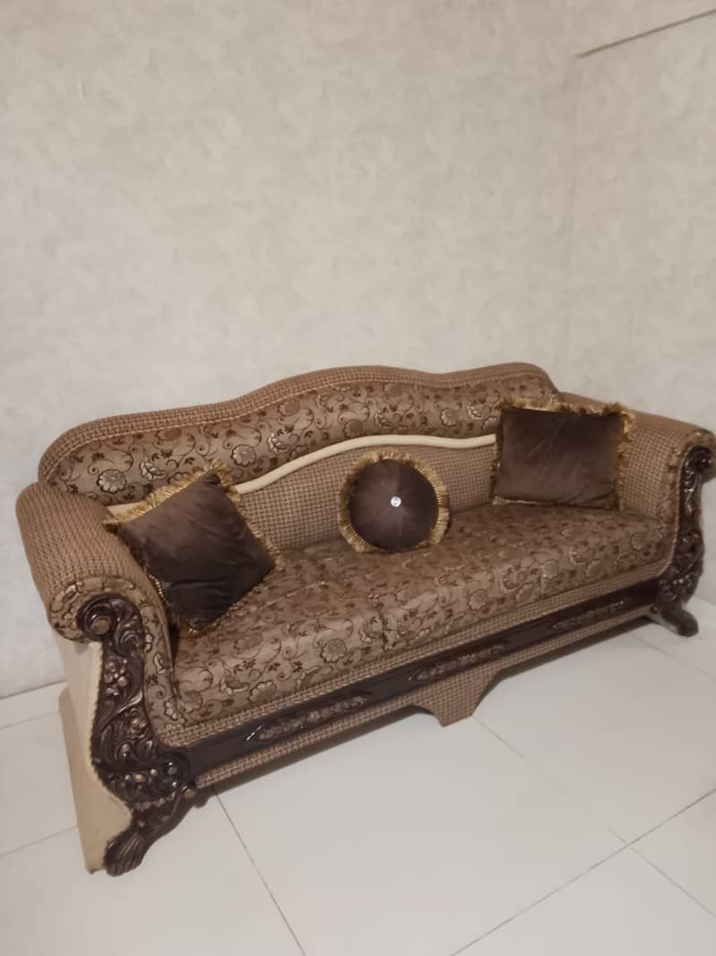 25000/ Rs 7 seater sofa set 3