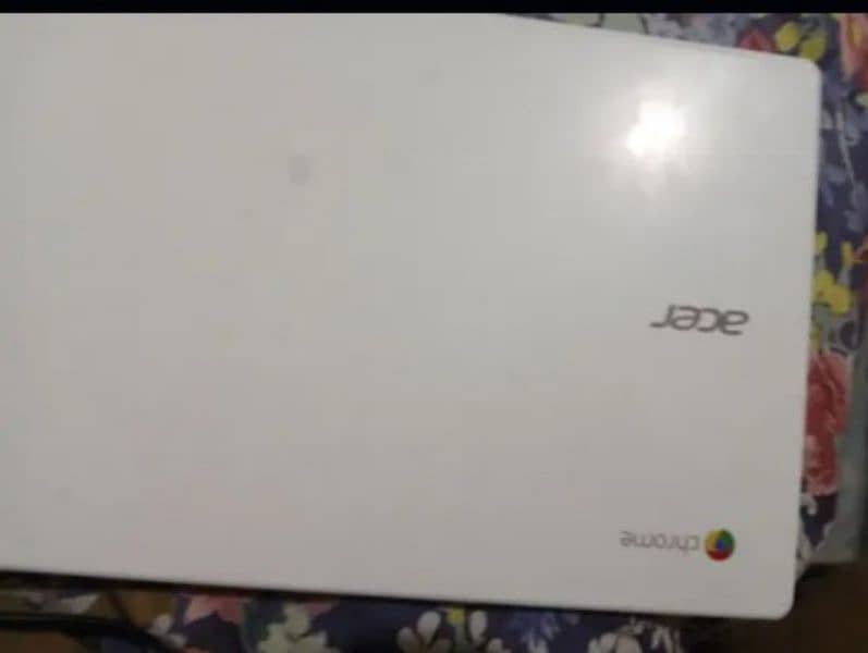 Accer Chrome Book 1