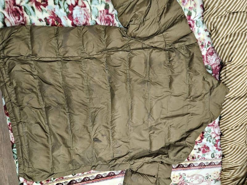 pull and bear puffer jacket Large size 4