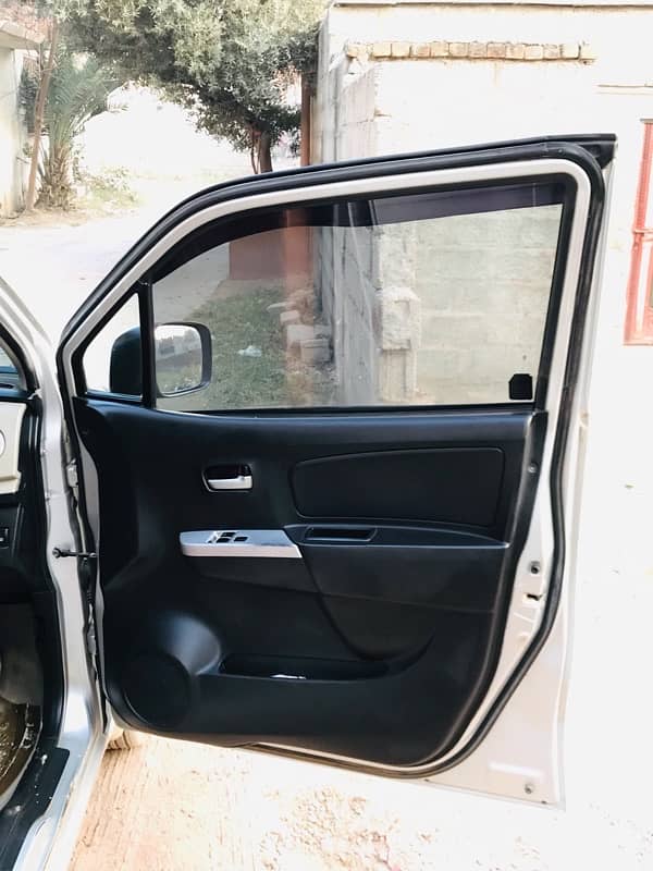 Suzuki Wagon R 2017 6