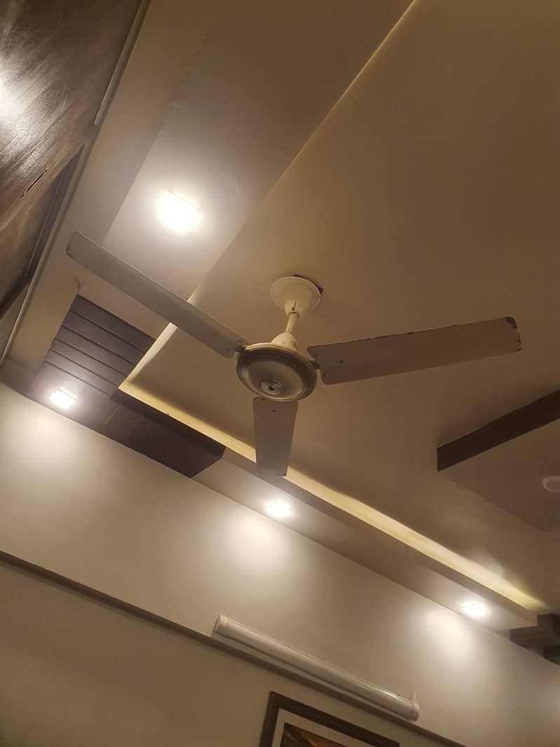 Selling my 3 ceilling fans 3