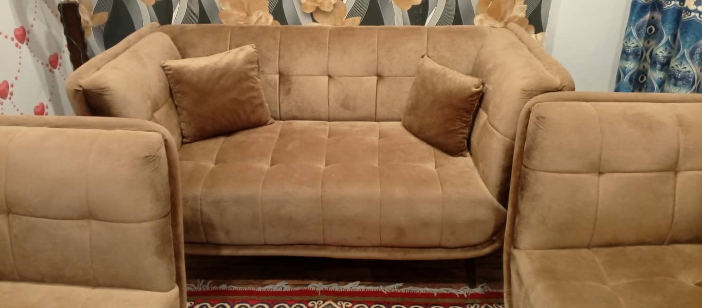 Sofa set 4 seaters 18