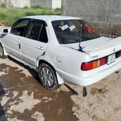 Nissan Sunny 1992