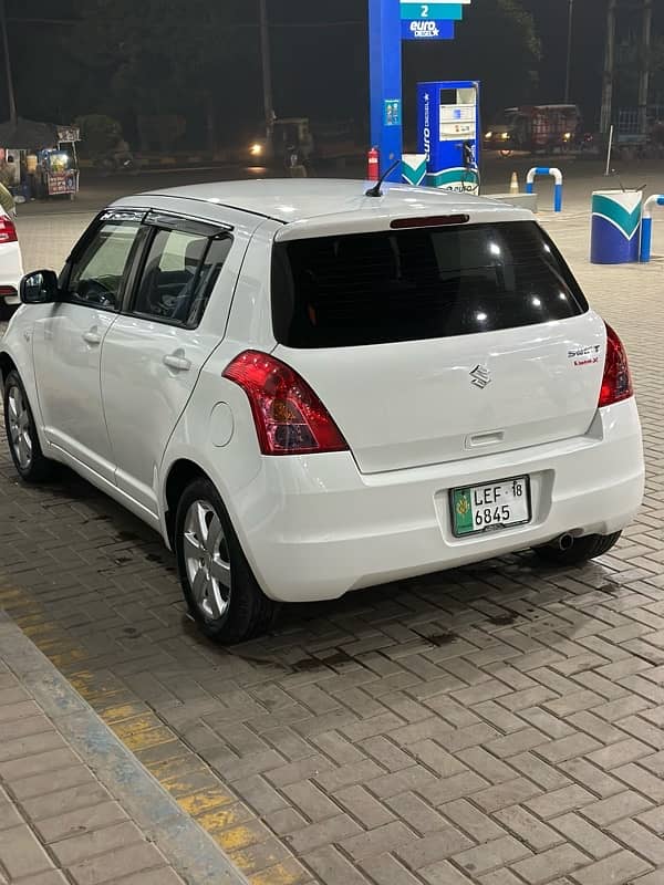 Suzuki Swift Dlx 2018 6