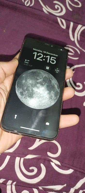 I phone 11 pro 0