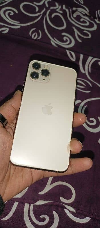 I phone 11 pro 1