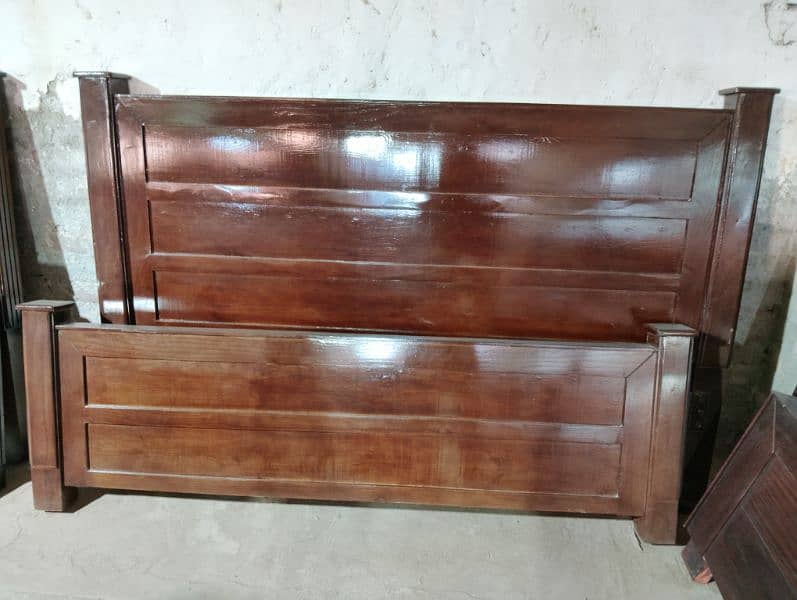 Pure wood Lakri bed 1