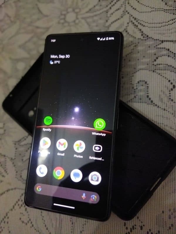 Pixel 7 10/10 condition for urgent sale 0