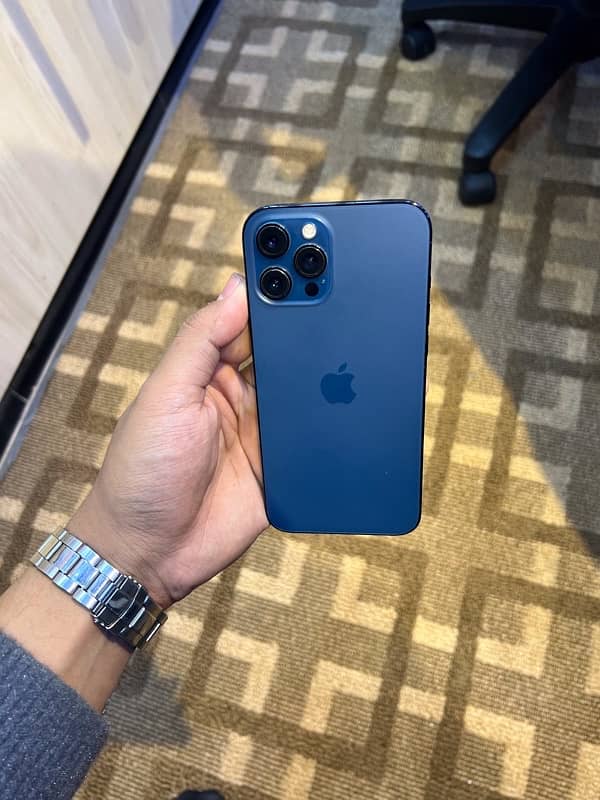 iphone 12 pro max blue colour factory 1