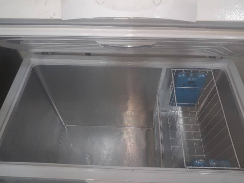 Dawlance  deep freezer 3