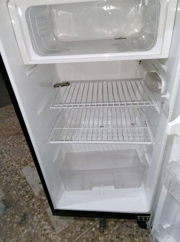 pel bedroom size fridge for sale 4