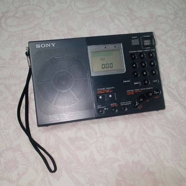 Sony ICF SW7600G World Band Radio Made in Japen 2