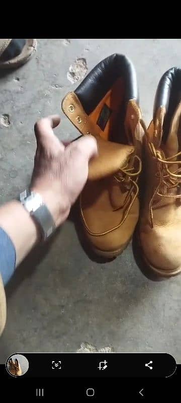 Timberland company.  0300 3020413 6