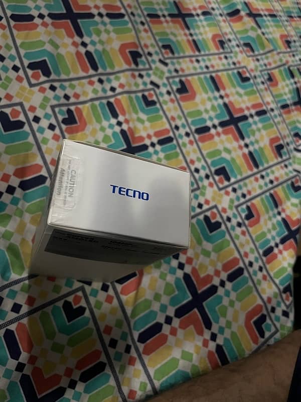 tecno spark 20 pro plus 16/256 10