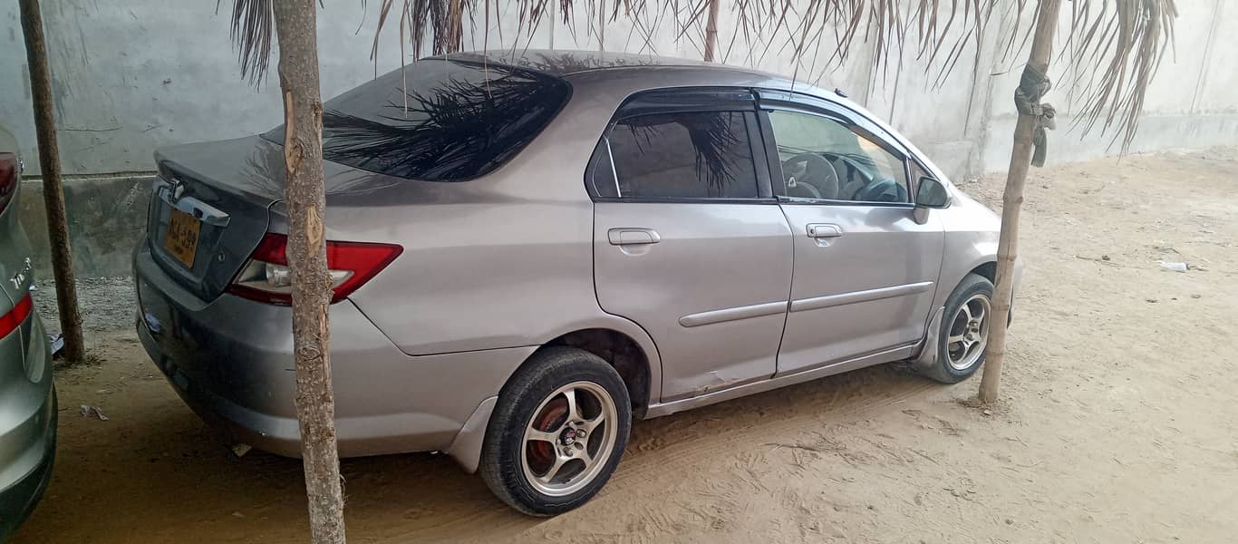 Honda City IDSI 2004 Honda City 12