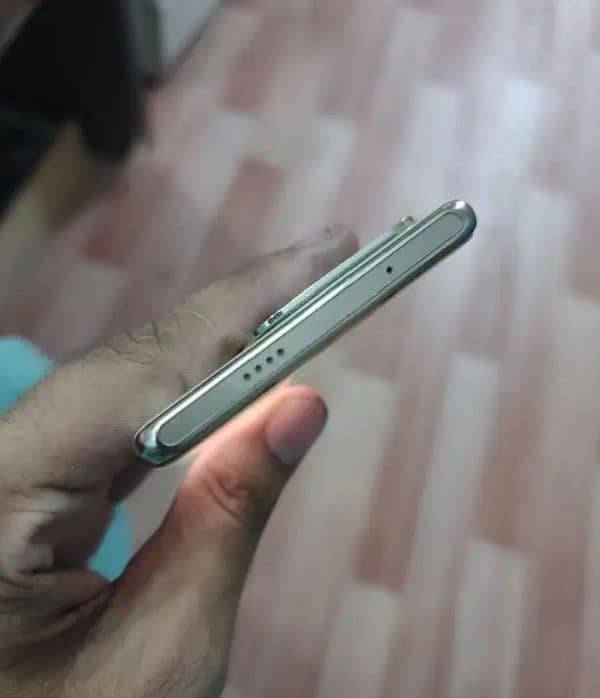 infinix Zero 30 (Edge) 5