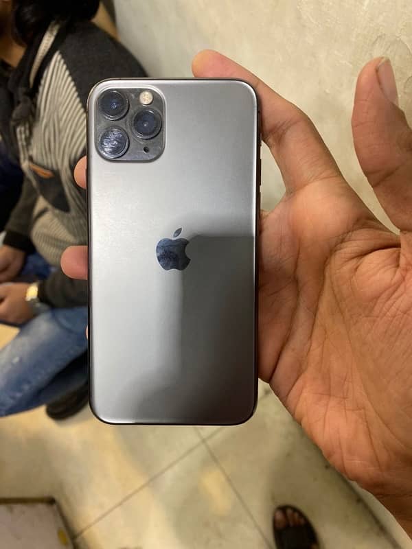 iphone 11 pro (PTA) approved . 0