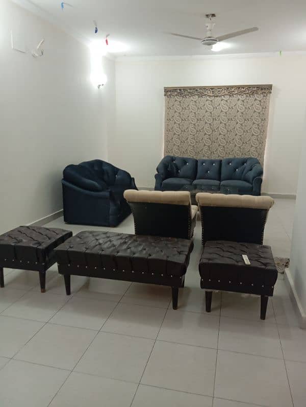 P10 A furnished villa for rent in Bahria town karachi. 2