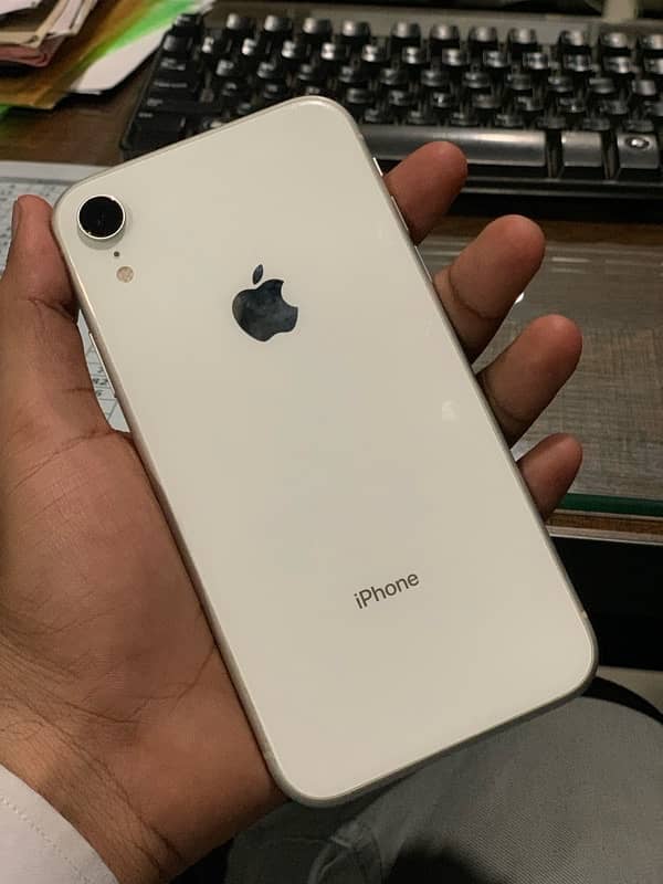 iPhone xr 2