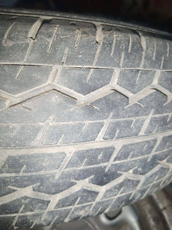 4tire with stepni 6