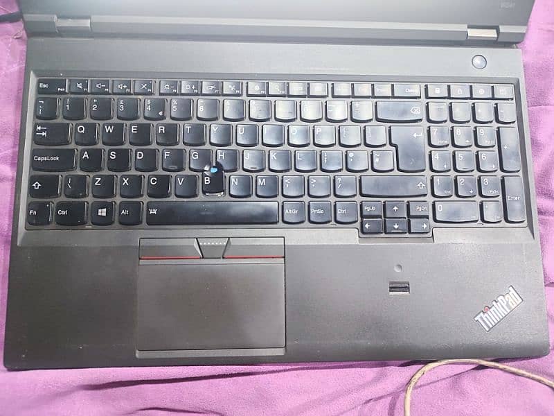 Lenovo Thinkpad with original charger ssd hard disk 4