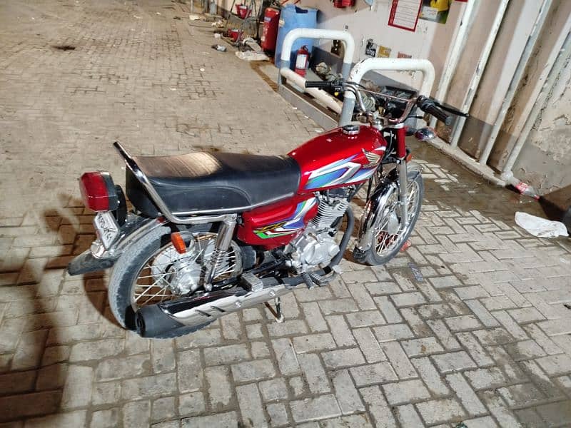 Honda 125 Red Karachi 2