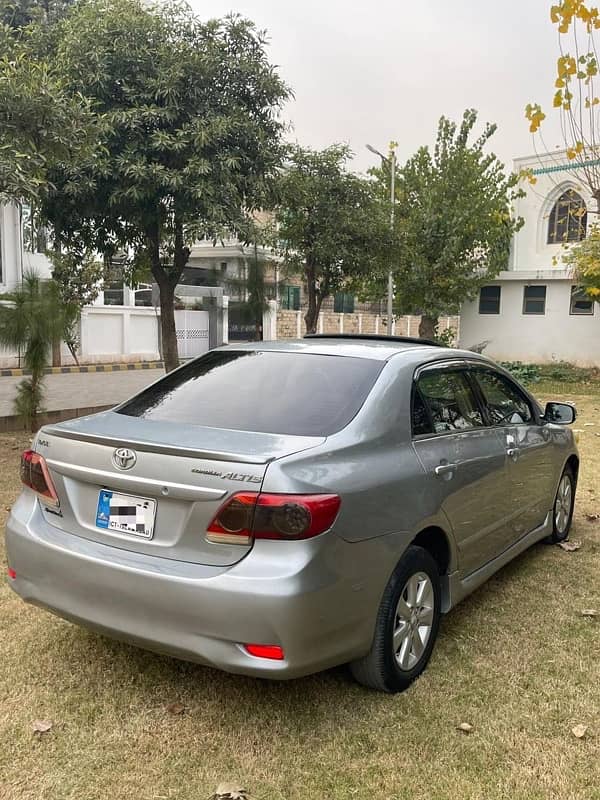 Toyota Corolla Altis 2011 2