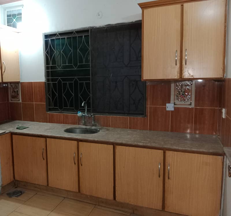 6 Marla Upper Portion For Rent In Saddar Zarrar Shaheed Road 2