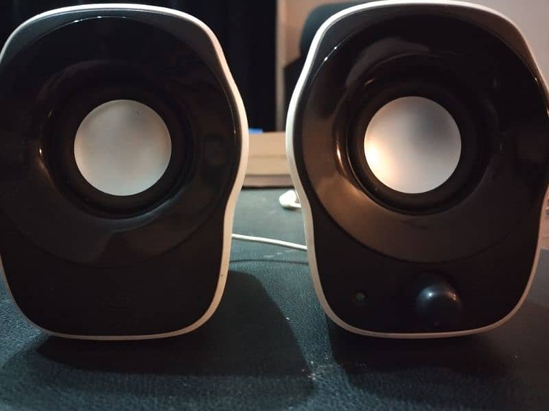 Speakerd Logitech 0