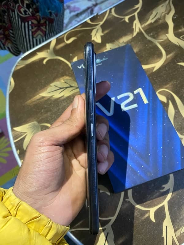 vivo v21  6gb  128gb  official pta approved 4