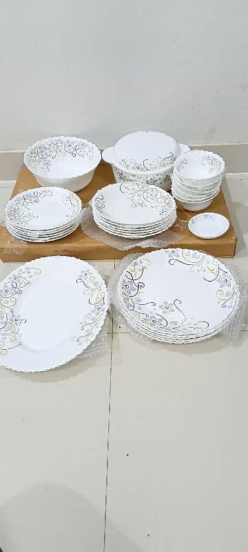 30 Pcs dinner set 0