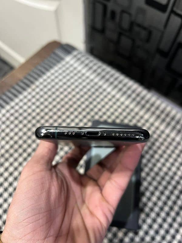 iphone 11 pro ( 64 ) 4