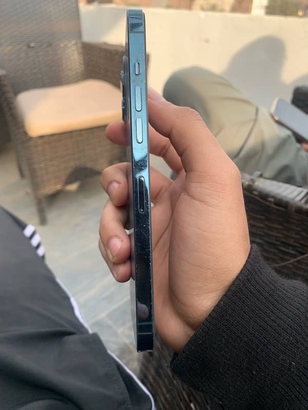 IPhone 12 Pro Max Non PTA 4