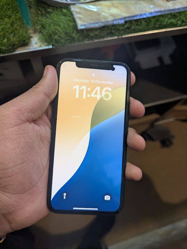 iPhone 11 pro non PTA 64gb esim time available All okay mobile 5